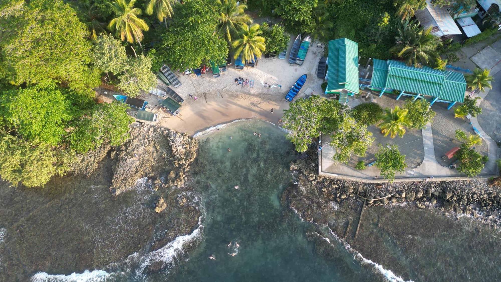 Casa Mamre Vandrerhjem Cahuita Eksteriør bilde